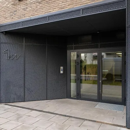 Elegant For 4 With Parking In By Renters * Poznań